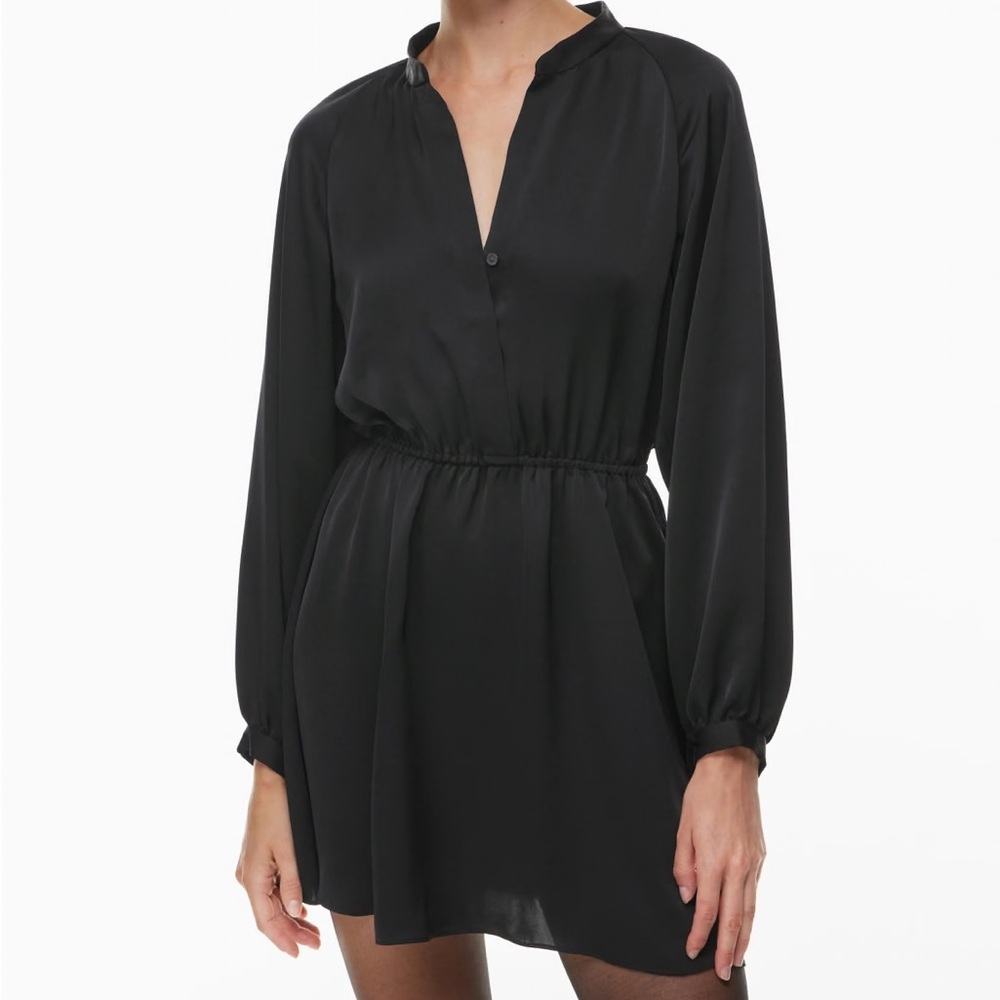Aritzia Babaton Lexington Satin Dress
